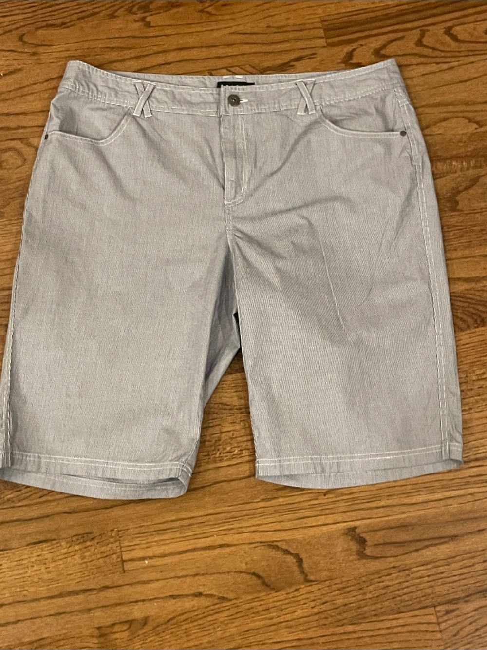 Tribal Women’s Light blue striped Flat Front Shorts. 16